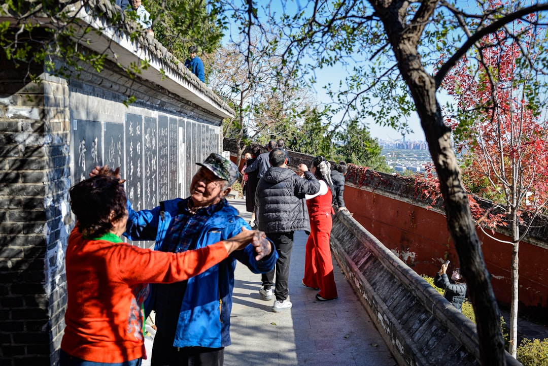 Understanding annuity market value adjustments and their impact on surrender values