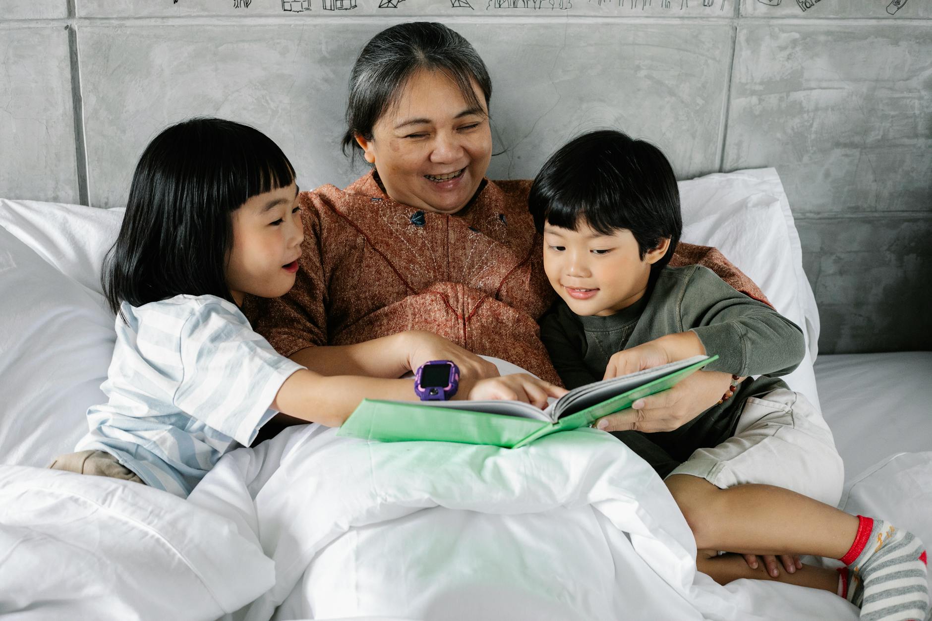 Grandparents Reading Kids