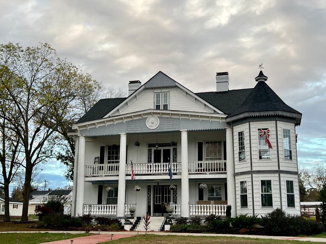 Beautiful Retirement Home  Qf00Bzelii