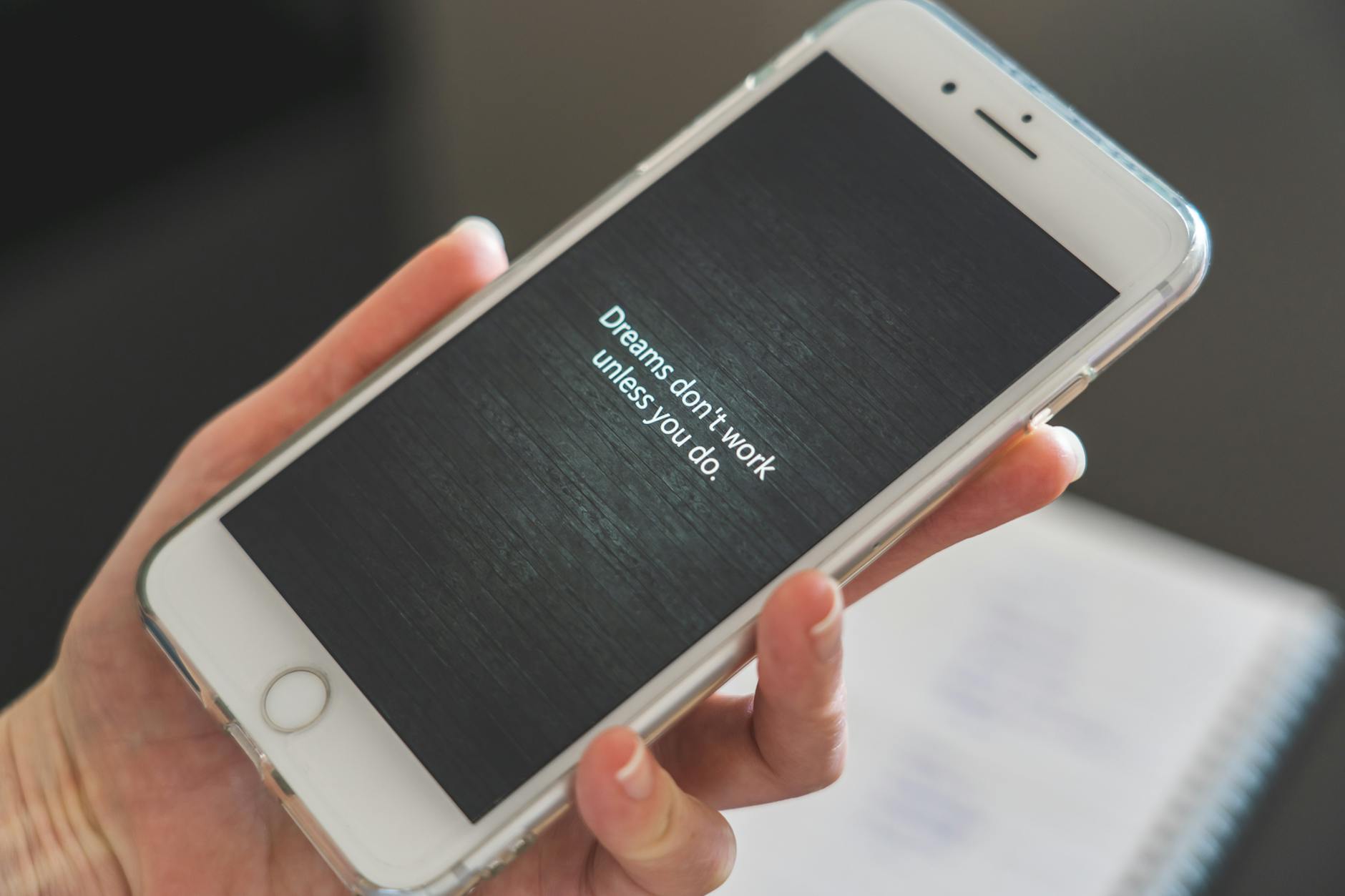 Understanding cash value life insurance policy components and benefits