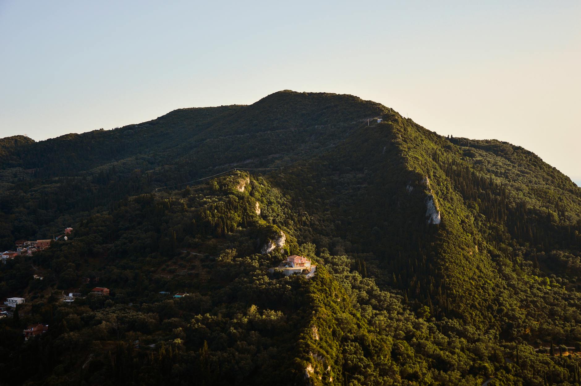 Chart comparing withdrawal rates and actual spendable income